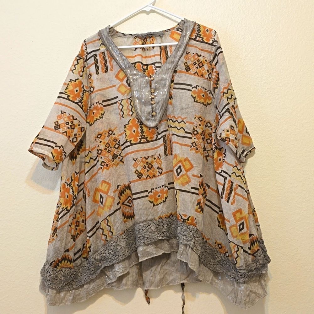 Motel‎ bohemian/aztec print blouse size large (missing)